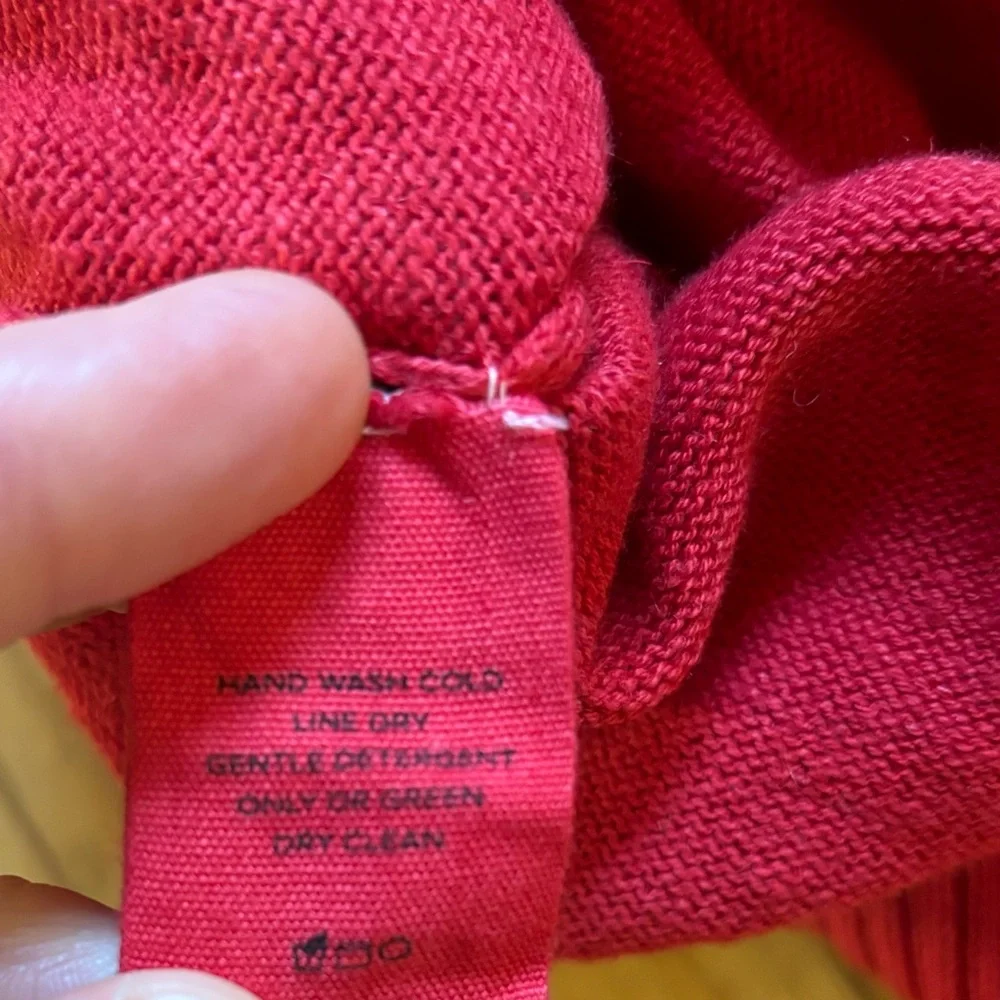 ✨SOLD✨Shaina Mote cropped red sweater size xs - Picture 7 of 11